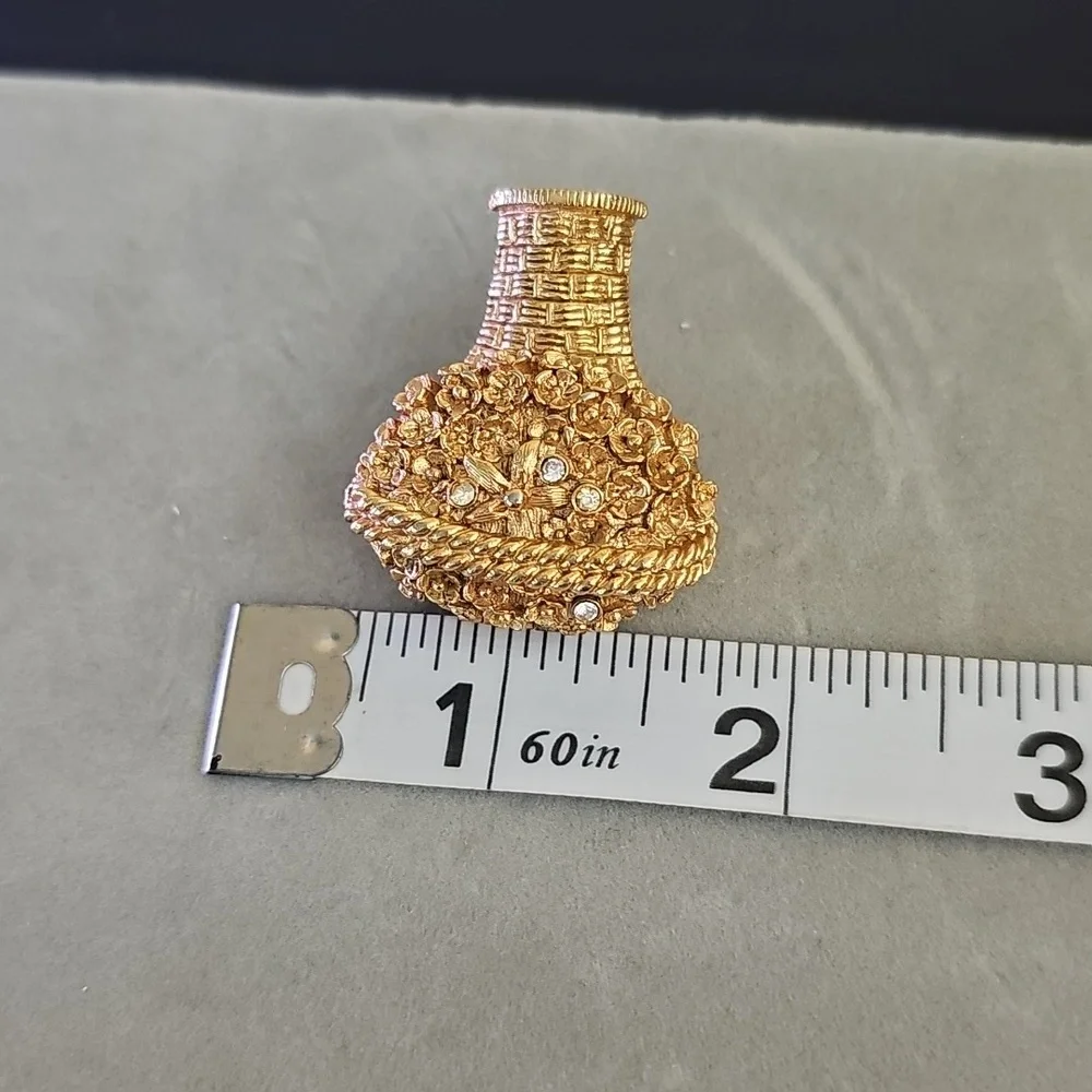 AVON Vintage Rhinestone Perfume Brooch